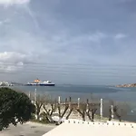 Violeta Sea View